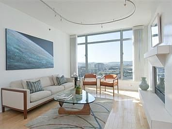2nd image of 229 Brannan St Unit 17G