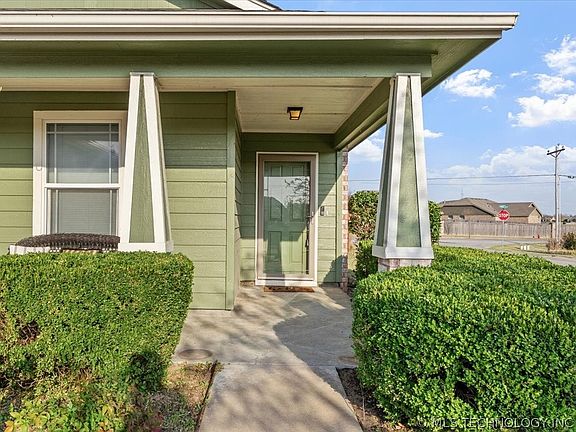 3rd image of 11101 N 144th East Ave