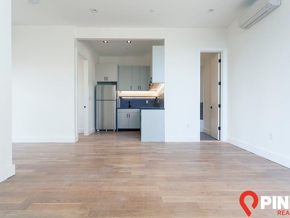 1st image of 163 Graham Ave #5D
