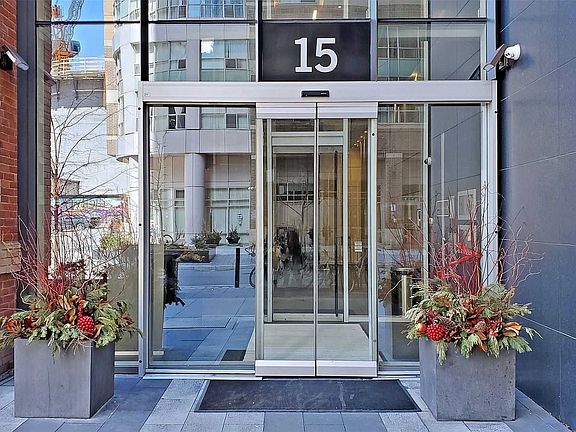 5th image of 15 Grenville St #3505