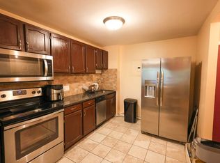 10 Linda Ln APT 4-2, Boston, MA 02125