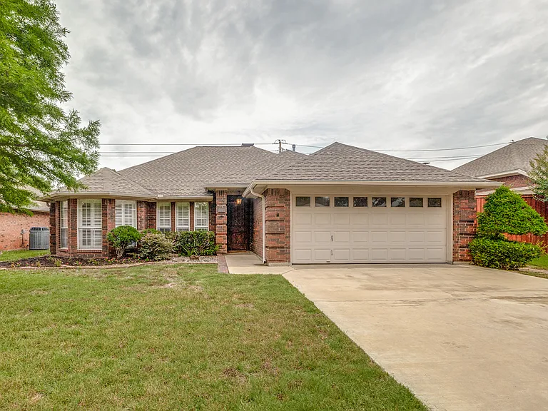 512 Parkview Pl — Photo 1