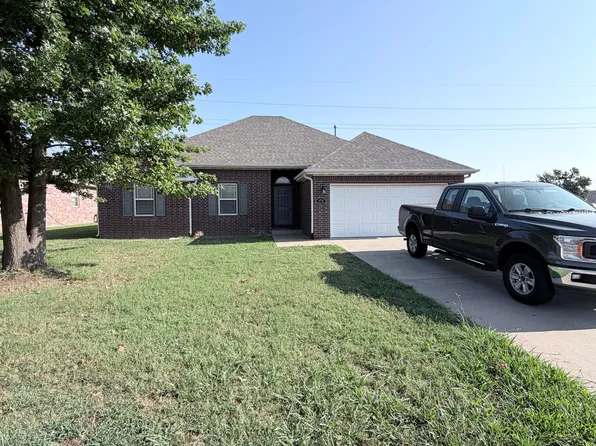 696 Galleon Ave, Springdale, AR 72764