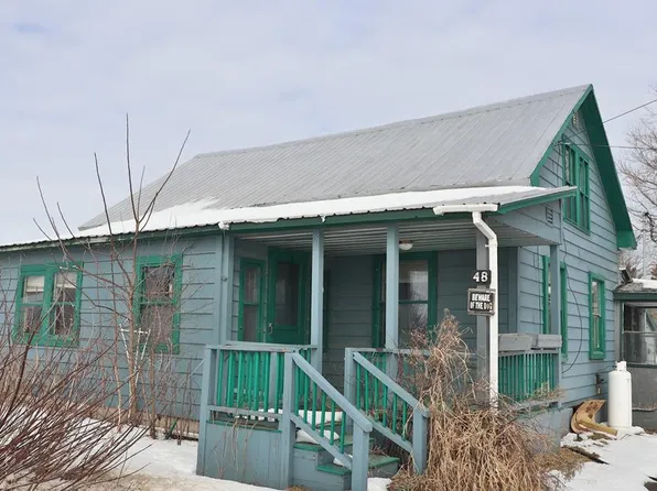 48 Blackman Corners Rd, Mooers Forks, NY 12959