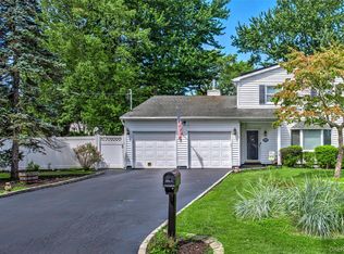 170 Clinton Ave, East Patchogue, NY 11772