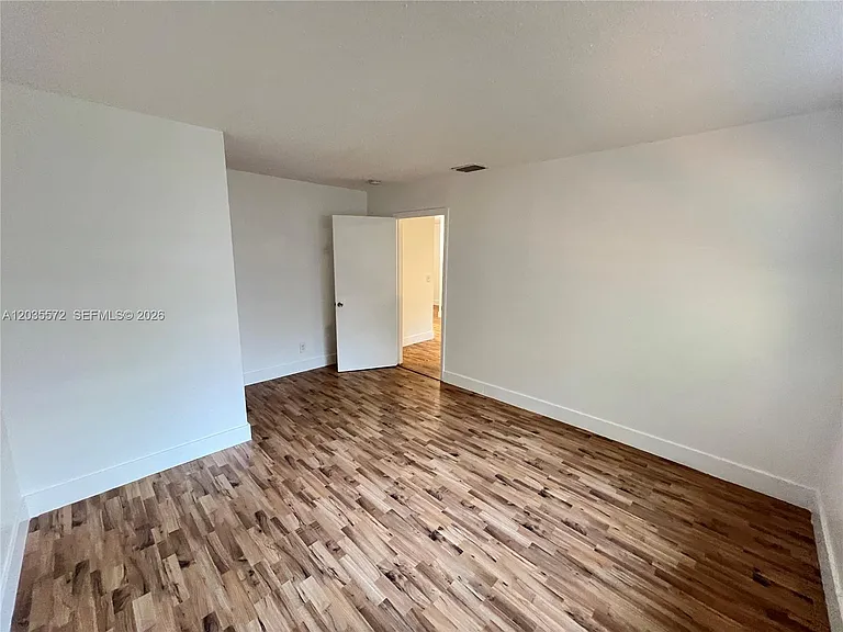 1406 SW 1st St #A — Photo 13