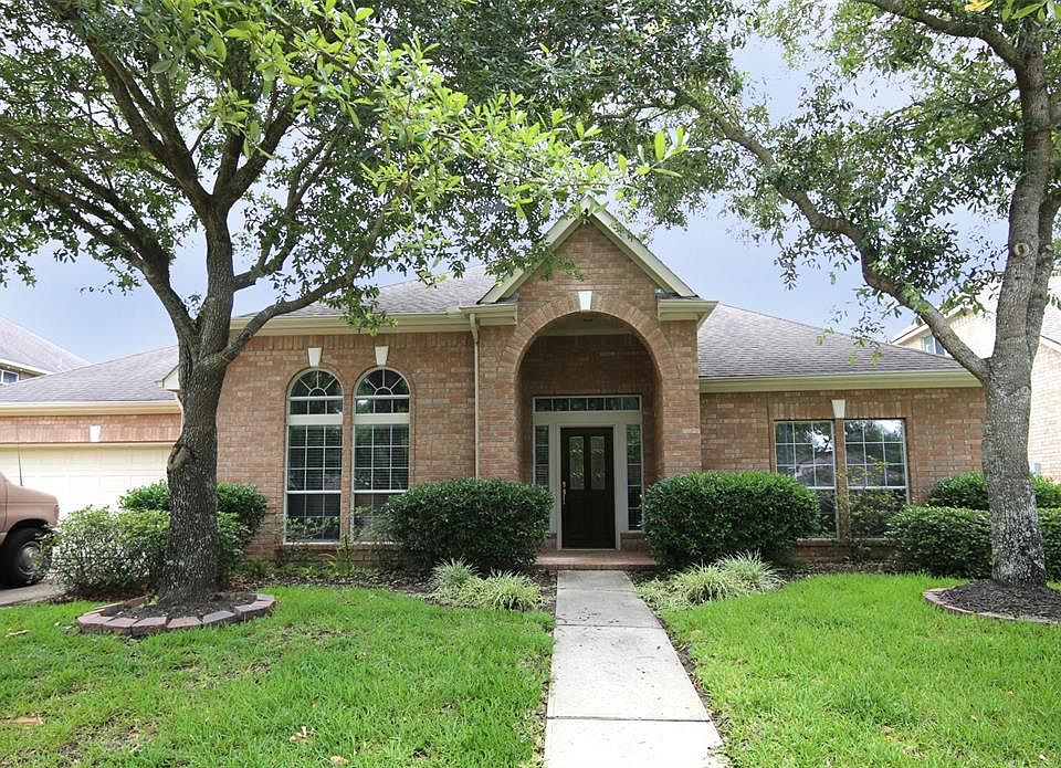 1st image of 10122 Meridian Lakes Dr