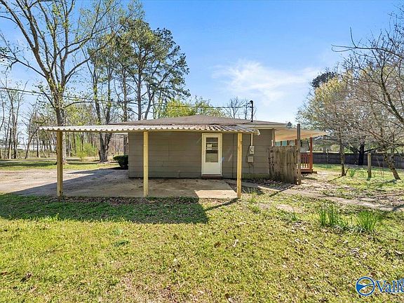 3rd image of 174 Union Grove Rd S