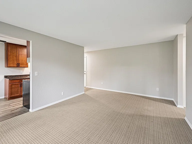 Whispering Pond Apartments — Photo 12