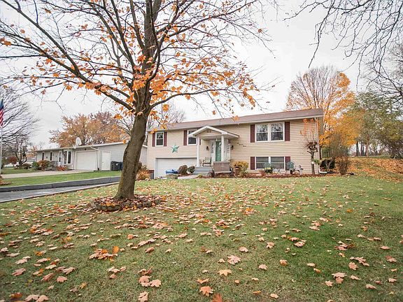 4th image of 111 Rolling Hills Ave