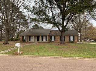 132 Stonegate Dr, Madison, MS 39110