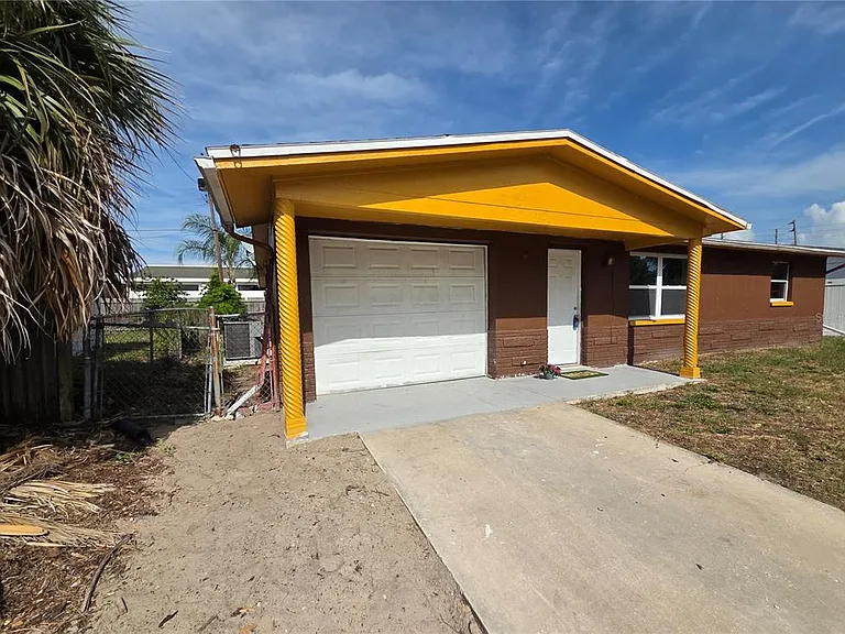 4645 Irene Loop — Photo 3