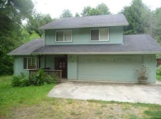 122 Pepperwood Ln, Arcata, CA 95521