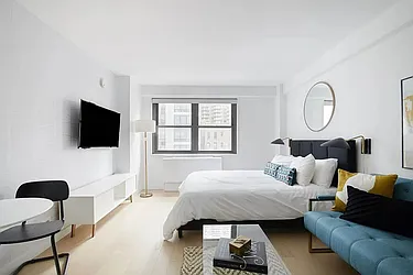 Rented by Manhattan Realty Group