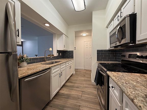 5th image of 3800 Tanglewilde St APT 602