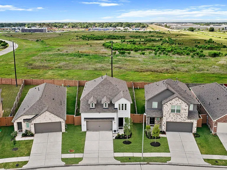 21215 Catalina Palm Dr — Photo 33