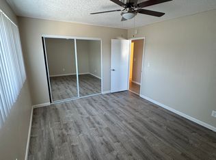 2841 W Ball Rd APT 10, Anaheim, CA 92804