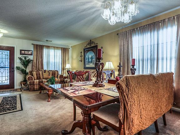 3rd image of 21106 Tanner Woods Ln