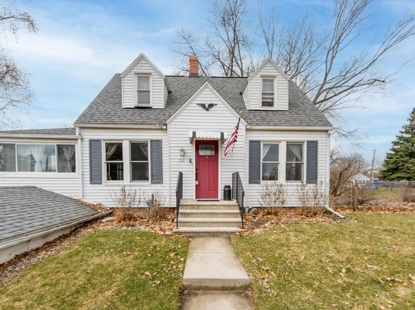 100 Circle Dr, Battle Creek, MI 49015