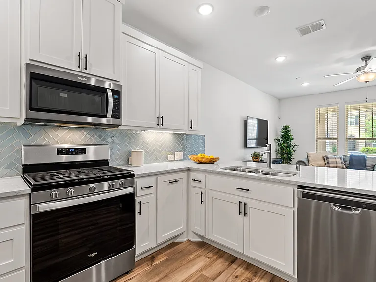 2529 Barnwood Ln — Photo 51