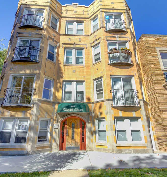 1st image of 3918 N Kedvale Ave APT 1S