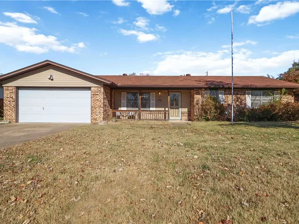 1303 W Banz Rd, Rogers, AR 72758