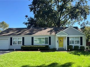 2219 W 79th St, Prairie Village, KS 66208