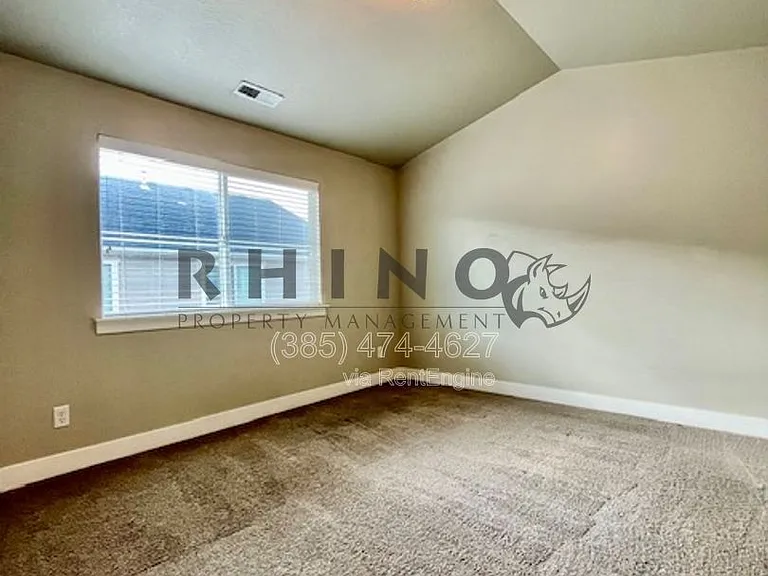 53 N 2000 W — Photo 6