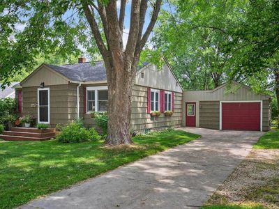 1211 10th St S, Wisconsin Rapids, WI, 54494