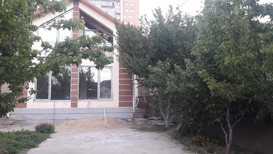 1st image of 1819 Hillside Dr