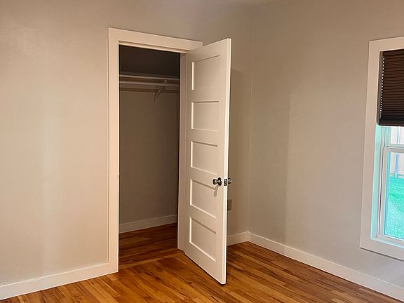 5th image of 508 W Erwin Ave