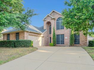 1107 Eastbrook Dr, Glenn Heights, TX 75154