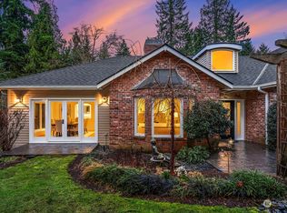 7675 NE 14th St, Medina, WA