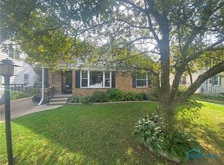 4228 Elmhurst Rd, Toledo, OH 43613