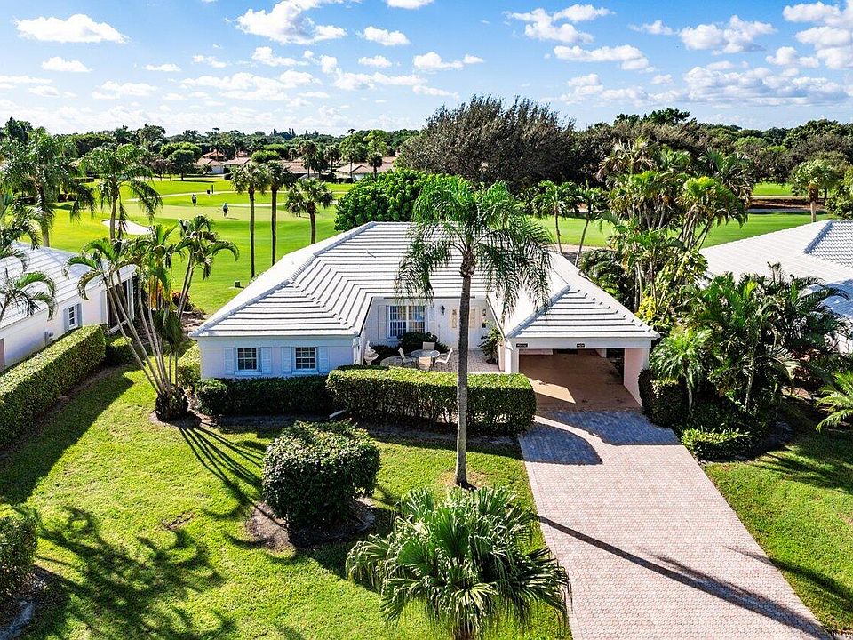 1st image of 4426 Sanderling Lane