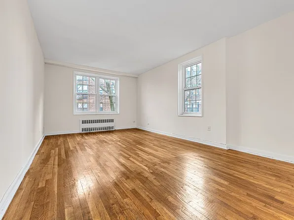 14018 Burden Cres APT 511, Jamaica, NY 11435