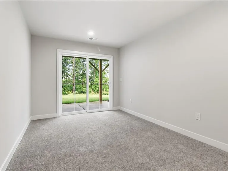 856 Woods Chapel Rd — Photo 18
