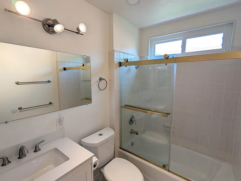 705 Lone Eagle Rd — Photo 20
