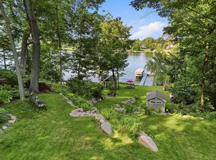 220 Frontier Ct, Chanhassen, MN 55317