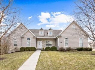 4904 Thornbrook Rdg, Columbia, MO 65203