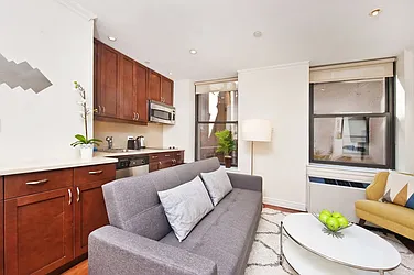 Rented by Eisenberg Exclusives