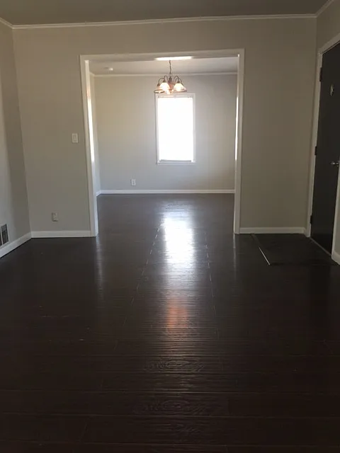 Minutes from OCU, Downtown, Chesapeake and more! — Photo 3