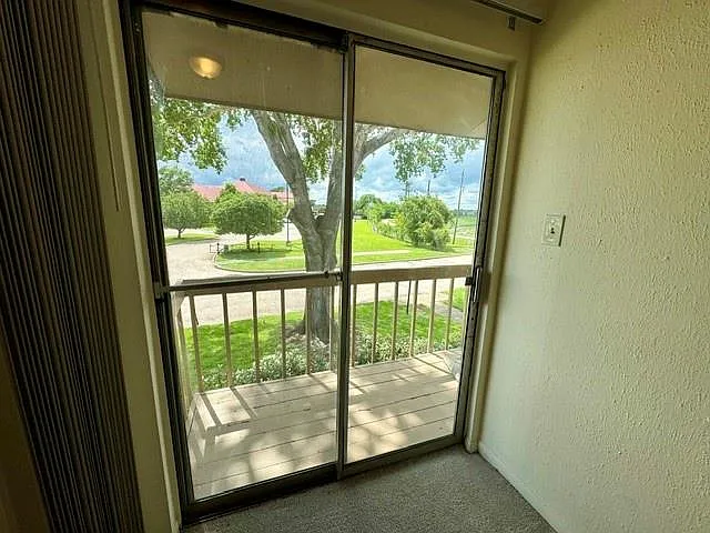 9101 Country Creek Dr #306 — Photo 2