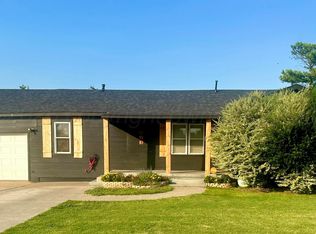 505 S Ridgeland Ave, Fritch, TX 79036