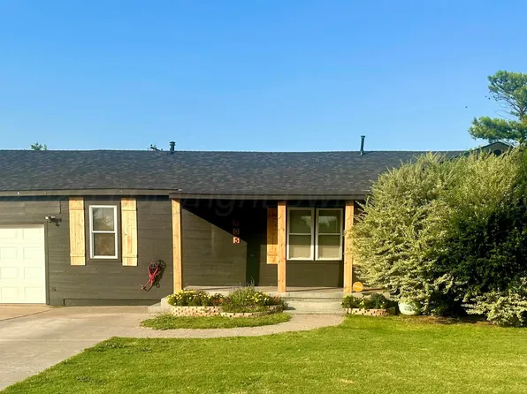 505 S Ridgeland Ave, Fritch, TX 79036
