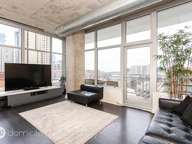 50 E 16th St #804 — Photo 3
