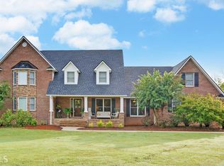 613 Carnes Creek Rd, Toccoa, GA 30577