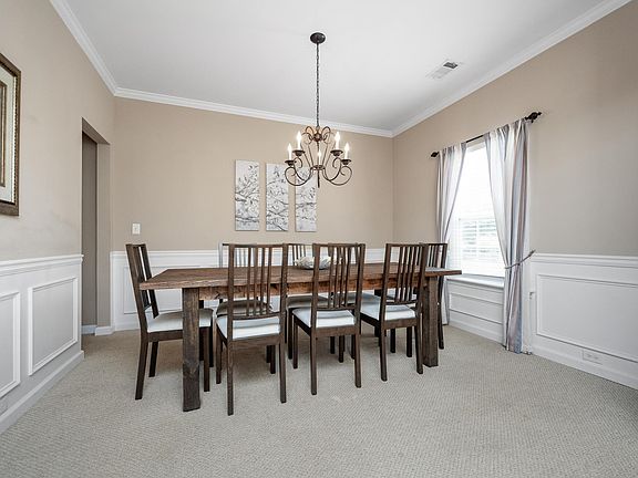 5th image of 6 Wild Meadow Dr