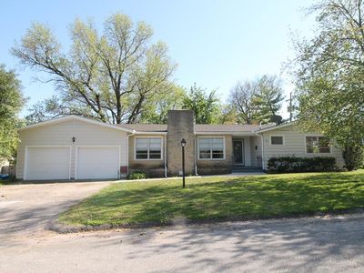 205 E Pine St, Independence, KS, 67301