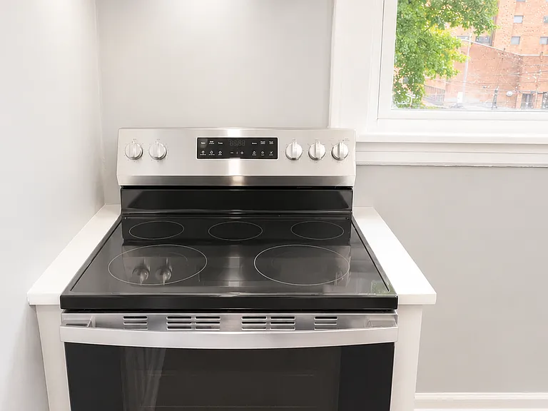 192 Mapes Ave #3 — Photo 13